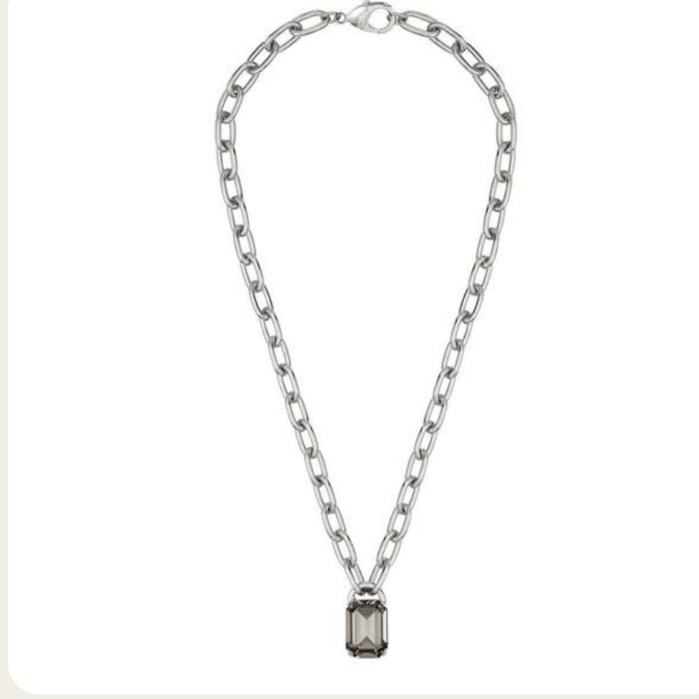 JANIS SAVITT. ..Necklace